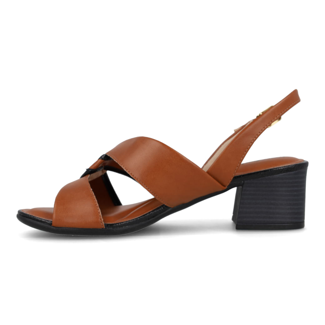 Sandália Comfortflex marrom toffee com verniz preto vista lateral direita